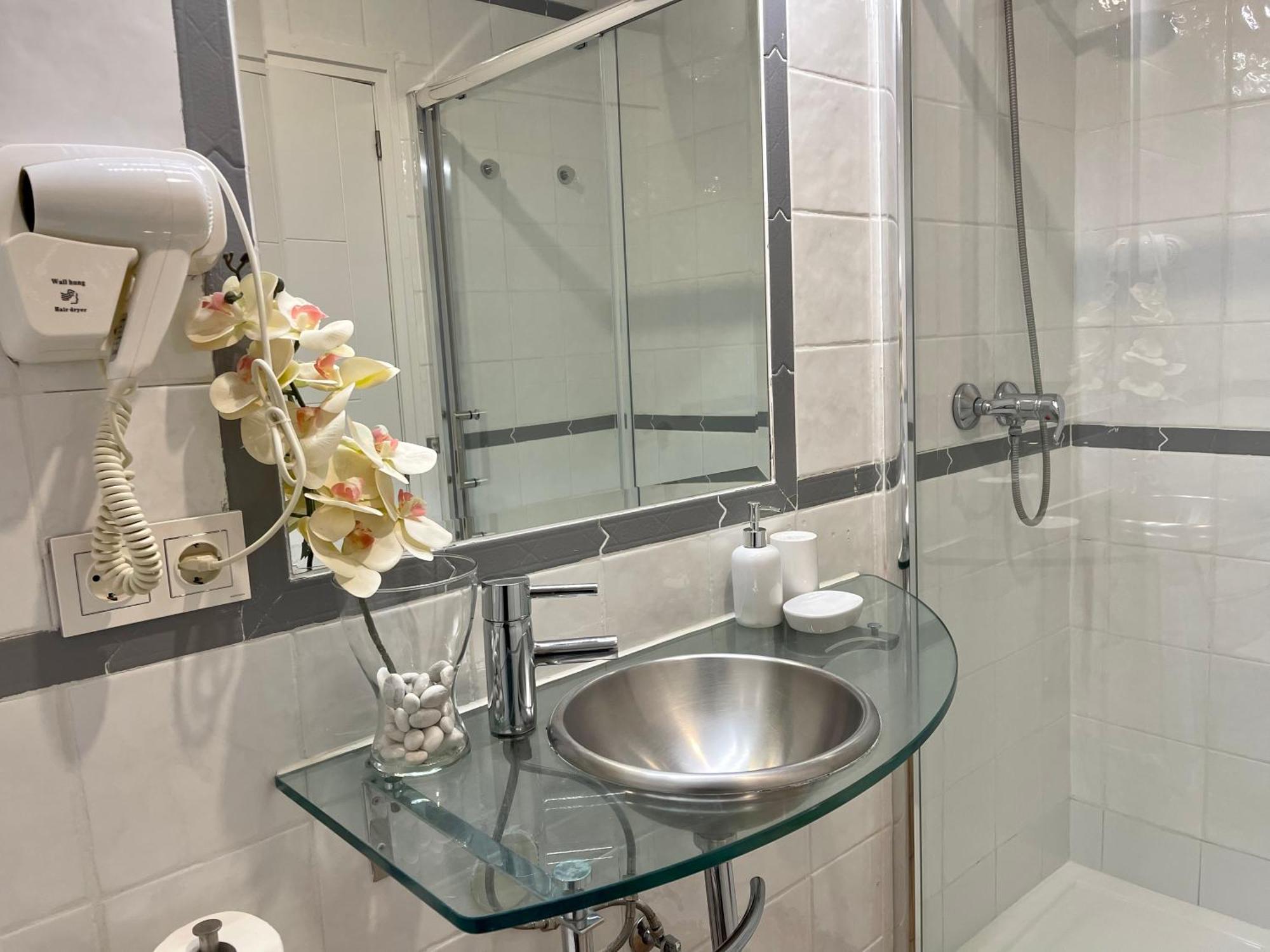 Puerto Banus Pol Suite Y Hada Suite Marbella Exterior foto